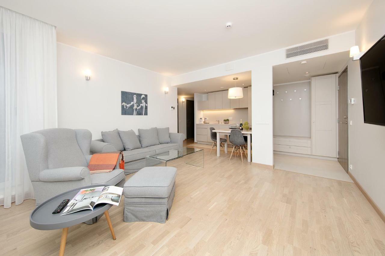8Era Business Executive Rotermanni Apartments Tallinn Buitenkant foto